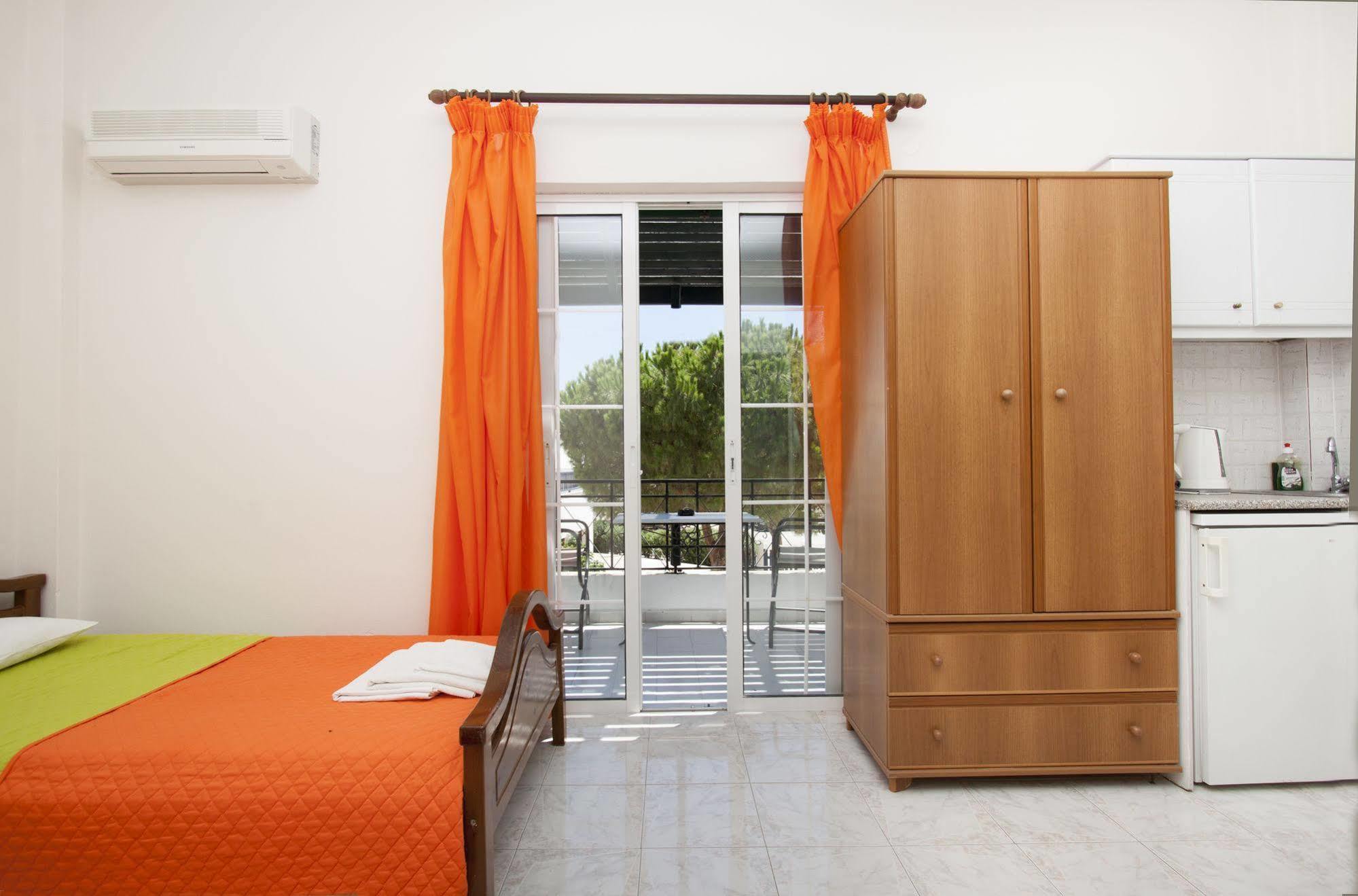 公寓 Paul's Perissa (Santorini)