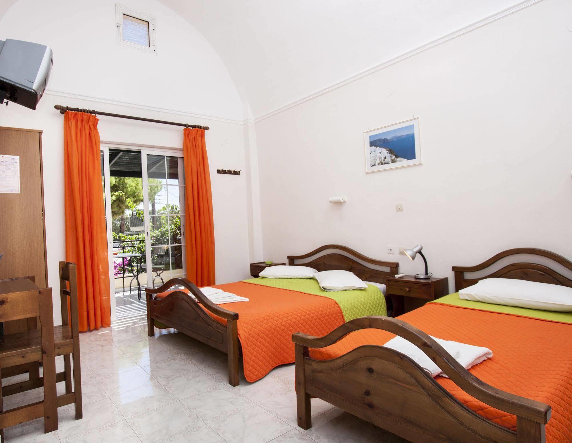 公寓 Paul's Perissa (Santorini)